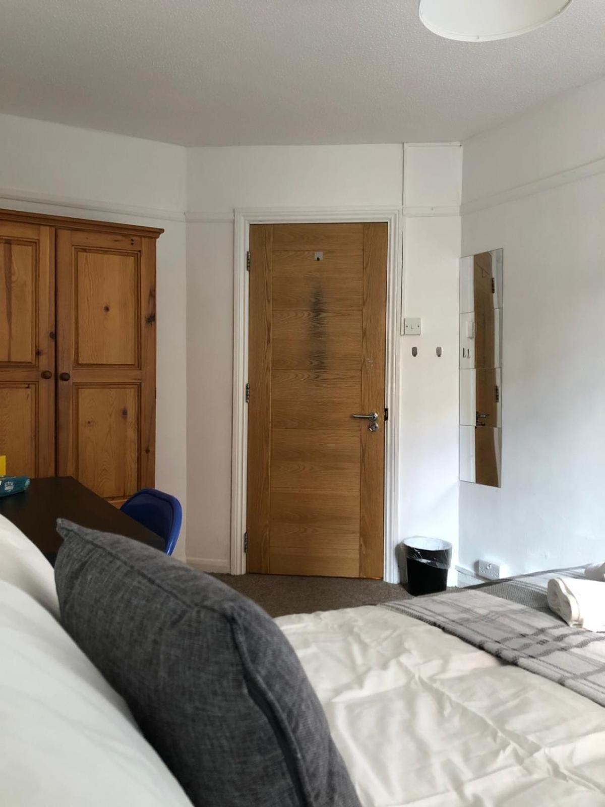 Comfy Private Bedrooms Near O2 Forum Kentish Town, Camden Londres Exterior foto